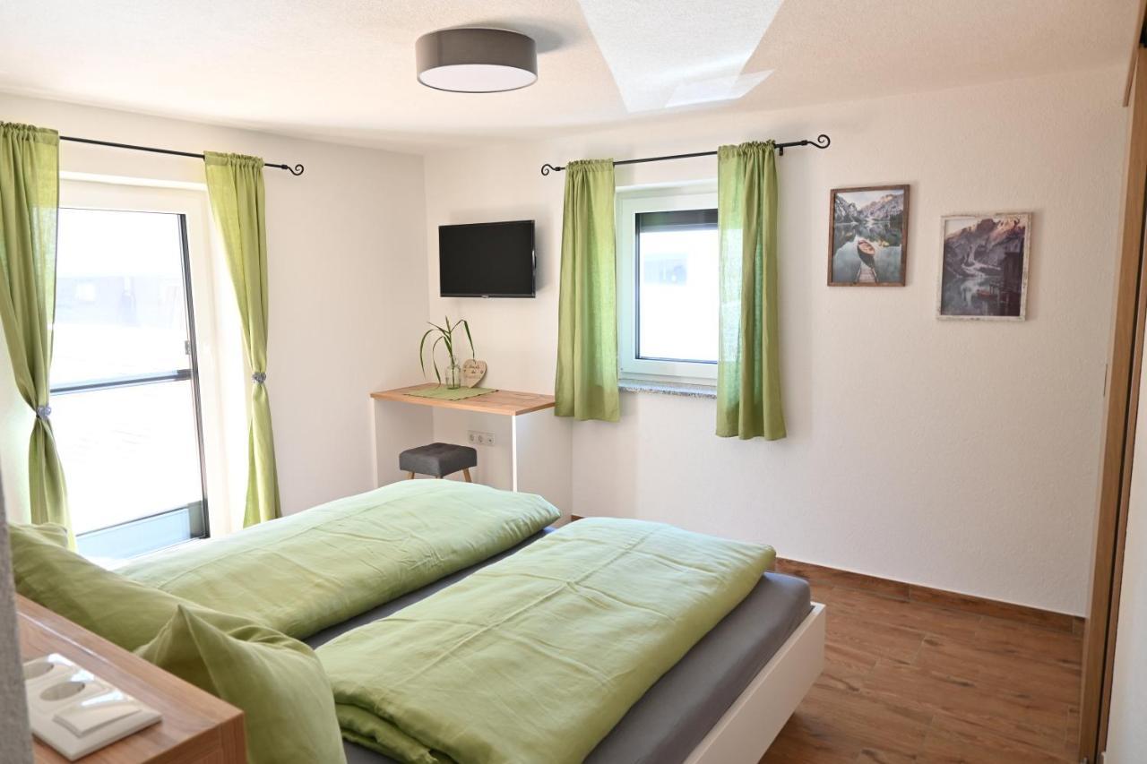 Biohof Auinger, Der Tiererlebnishof Apartman Aurach am Hongar Kültér fotó
